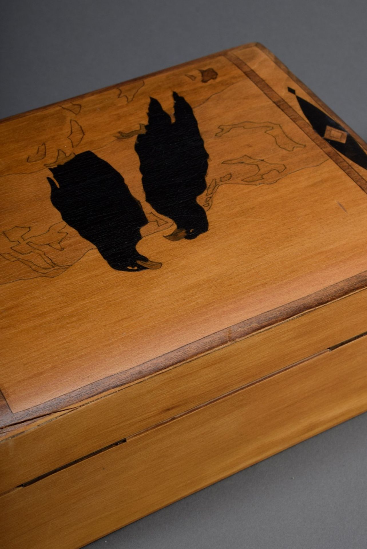 Jugendstil Holz Schatulle mit Brandmalerei "Zwei schwarze Rabenvögel" und geome - Bild 3 aus 5