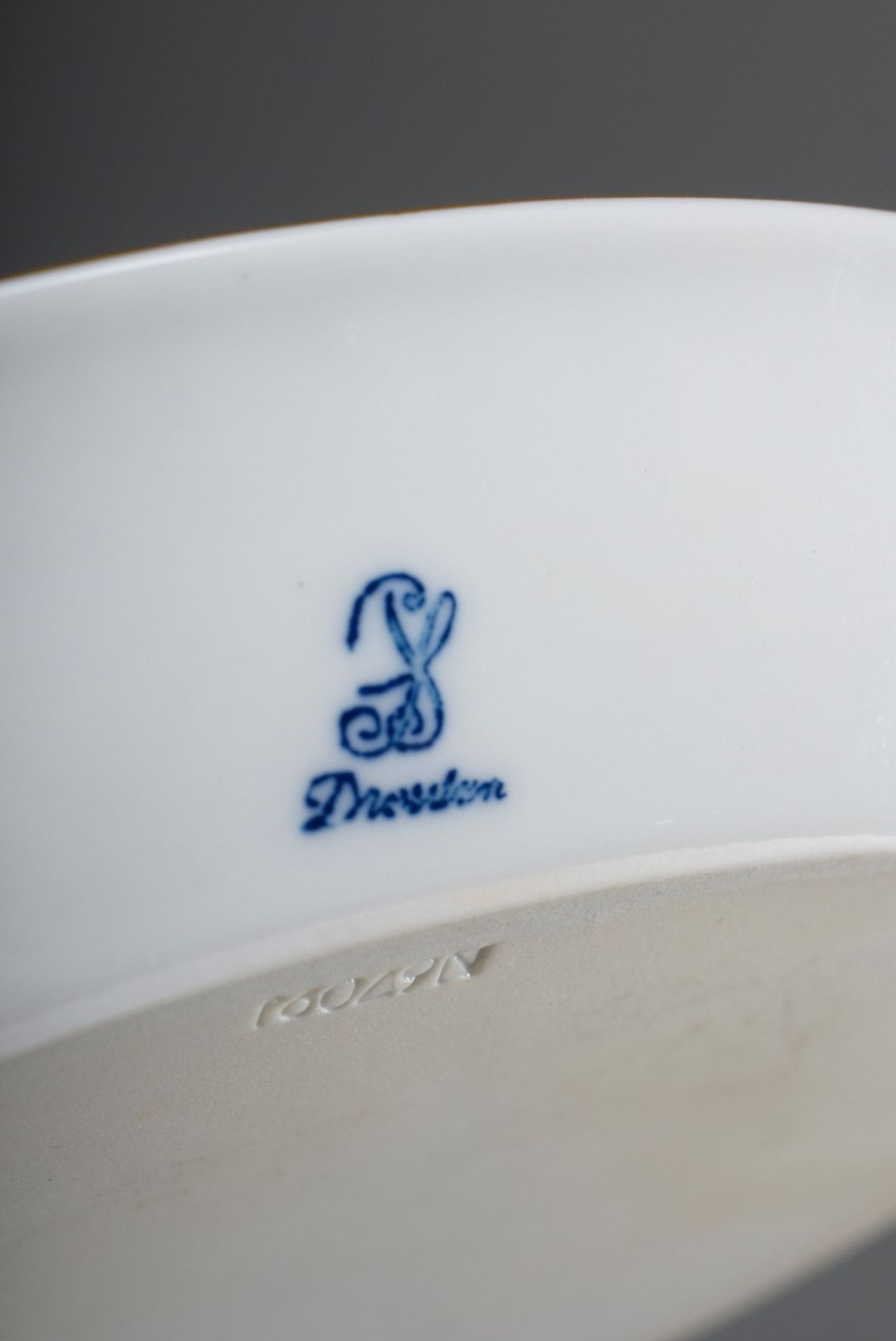 Dresden "Schwanen" Tasse, Biskuitporzellan reich vergoldet, Modellnr. N6709J, 2 - Bild 3 aus 6