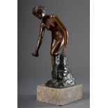 Rudolfi, Robert (1884-1932) "An der Quelle", Bronze dunkel patiniert, auf Marmo