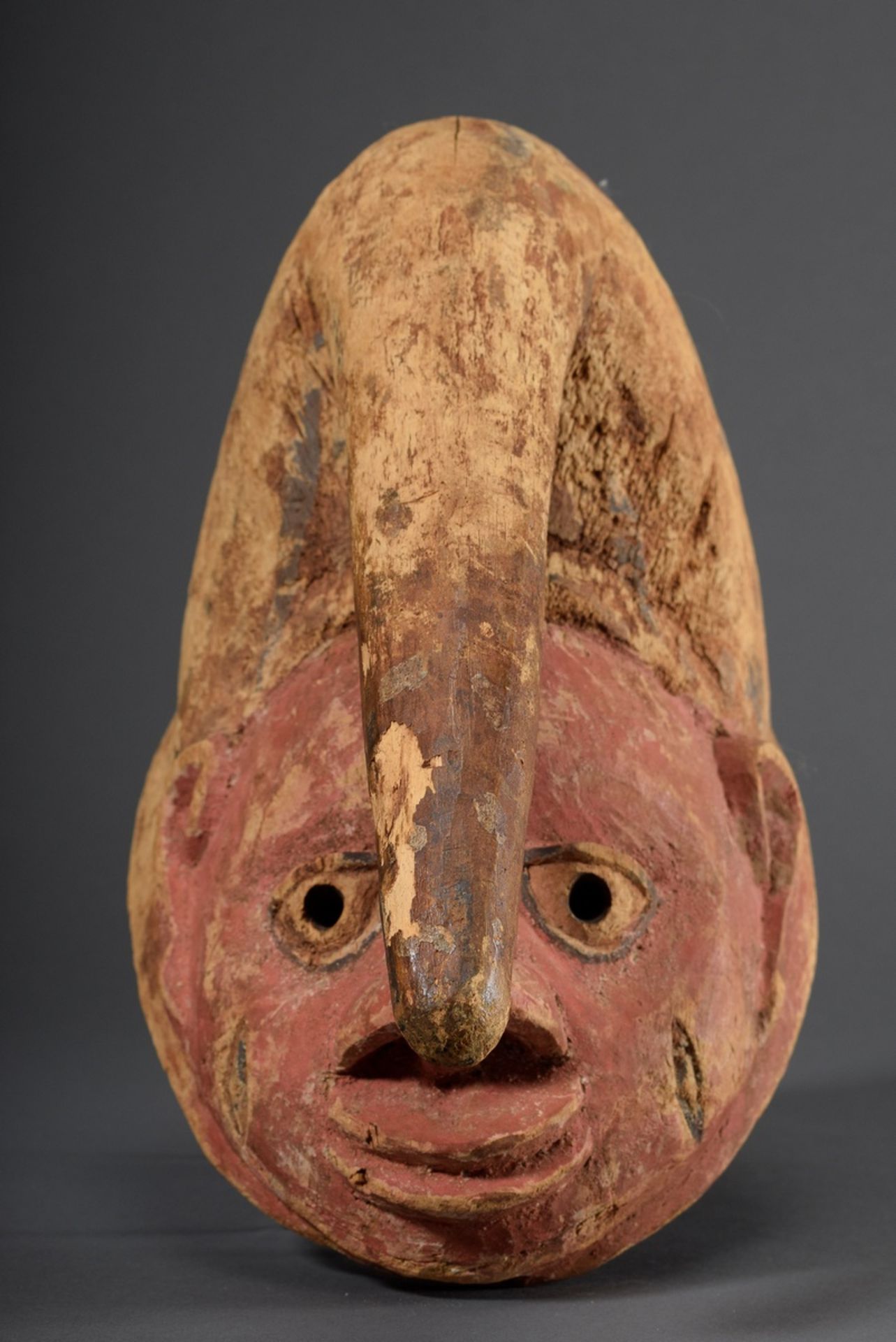 Gelede Maske, Yoruba, Nigeria Mitte 20.Jh., Holz mit Resten von Bemalung, H. 32 - Bild 6 aus 6