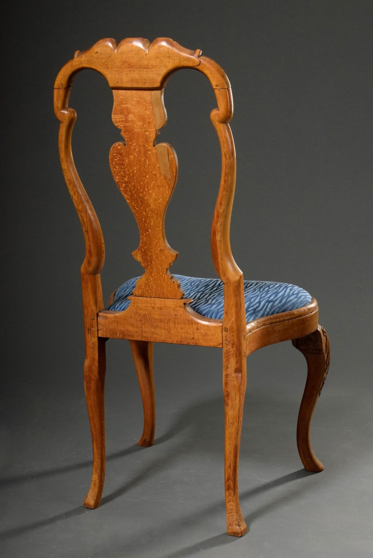 Barock Stuhl mit geschnitztem Gestell und Muschelreliefs, 44/101cm, etwas defek - Image 6 of 6
