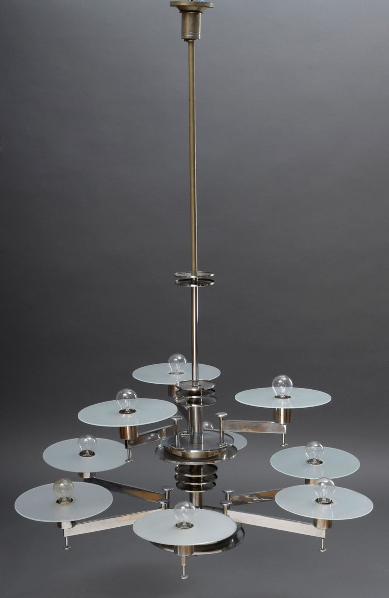Art Deco Deckenlampe mit 9 Lichtquellen in zwei Etagen, Chrom/Milchglas, um 192 - Bild 2 aus 4
