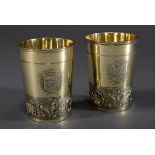 Paar Barock Becher mit getriebenen Reliefbändern | Pair of baroque goblets with chased relief bands