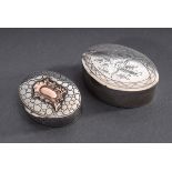 2 Diverse ovale Dosen mit graviertem "Blüten" un | 2 Various oval boxes with engraved "blossoms" an