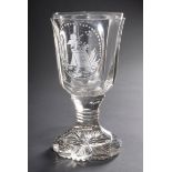 Facettiertes Biedermeier Pokalglas mit gravierte | Faceted Biedermeier goblet with engraved tondo "