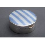 Kleine runde Dose mit Guilloché Emaille Streifen | Small round box with guilloché enamel stripe dec