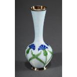 Kleine Solifleur Vase mit hellblauem Guilloché E | Small Solifleur vase with light blue guilloché e