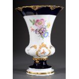 Meissen Prunkvase mit polychromer Malerei "Blume | Meissen grand vase with polychrome painting "bou