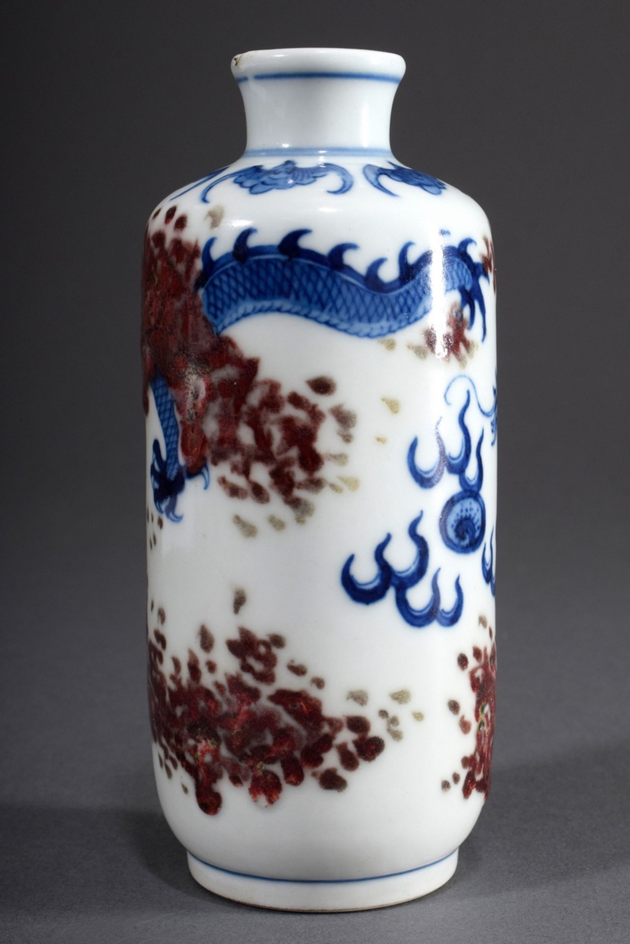 Kleine chinesische Flasche mit Unterglasurblauer | Small Chinese bottle with underglaze blue and re - Bild 2 aus 2