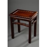 Redwood Hocker in schlichter Façon, China, 50x40x30 | Redwood stool in plain façon, China, 50x40x30