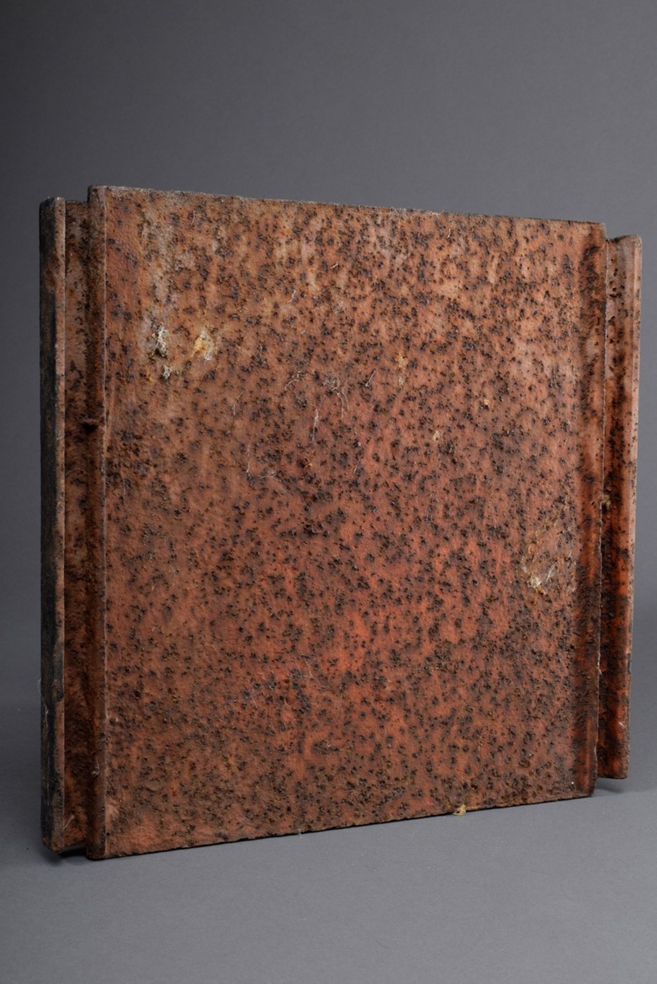 Kleine Eisen Ofenplatte "Vögel", 19.Jh., schwarz l | Small iron stove plate "Birds", 19th c., black - Bild 3 aus 3