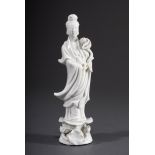 Kleine Blanc de Chine Figur "Guanyin Lokapala", | Small Blanc de Chine figure "Guanyin Lokapala",