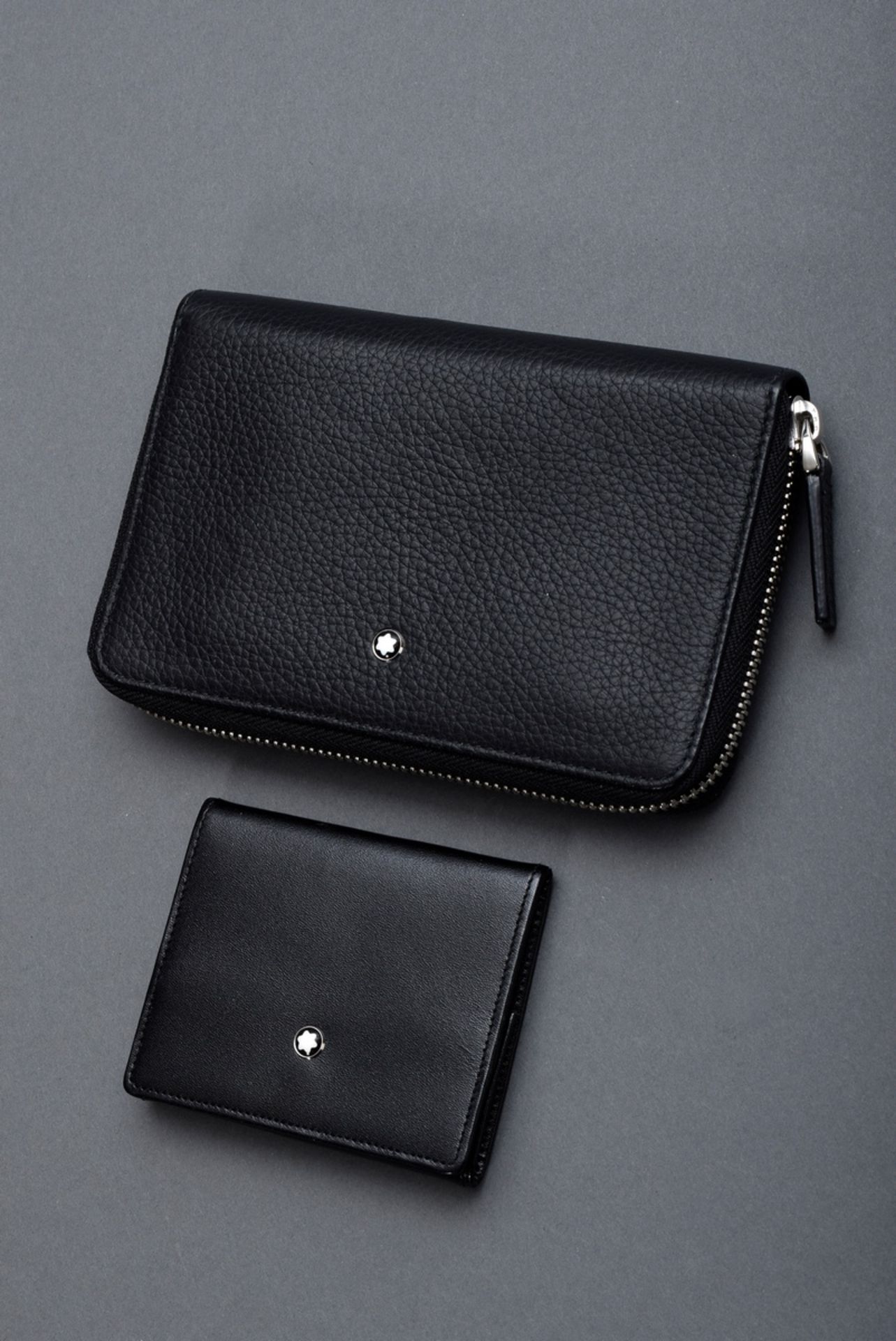 2 Diverse Montblanc Portemonnaie (10x15x2cm) und Kl | 2 Various Montblanc wallet (10x15x2cm) and ch