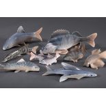 8 Diverse Royal Copenhagen Figuren "Barsch", "Fo | 8 Various Royal Copenhagen figurines "Perch", "T