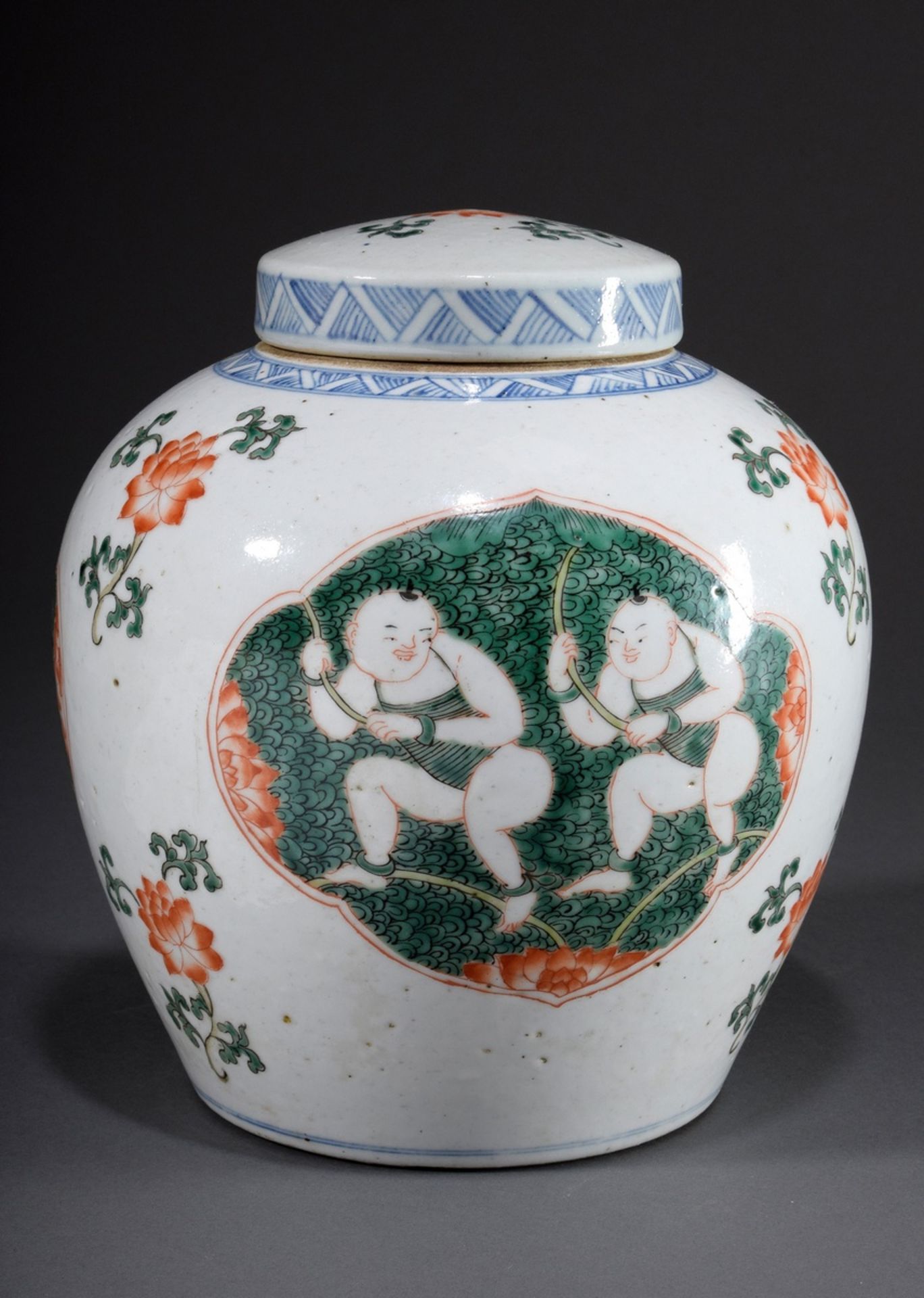 Chinesischer Famille verte Deckeltopf "Darstellu | Chinese Famille verte lidded pot "Depiction of t