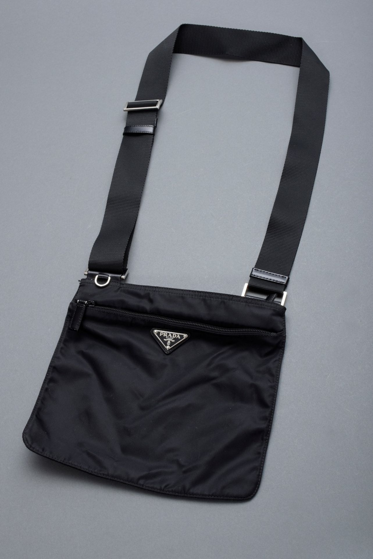 2 Diverse schwarze Prada Nylon Umhängetasche (22x2 | 2 Various black Prada nylon shoulder bag (22x2 - Bild 2 aus 11