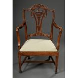 Englischer Armlehnsessel mit beschnitzter Rücken | English armchair with carved backrest "Vase and