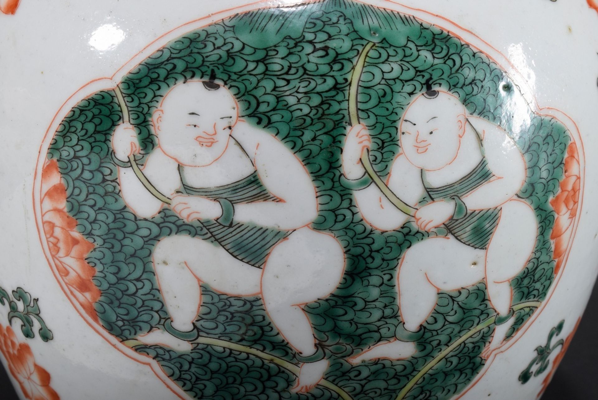 Chinesischer Famille verte Deckeltopf "Darstellu | Chinese Famille verte lidded pot "Depiction of t - Bild 3 aus 8