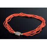 Sechsreihiges Korallencollier mit eleganter GG 7 | Six-strand coral necklace with elegant GG 750 Ni
