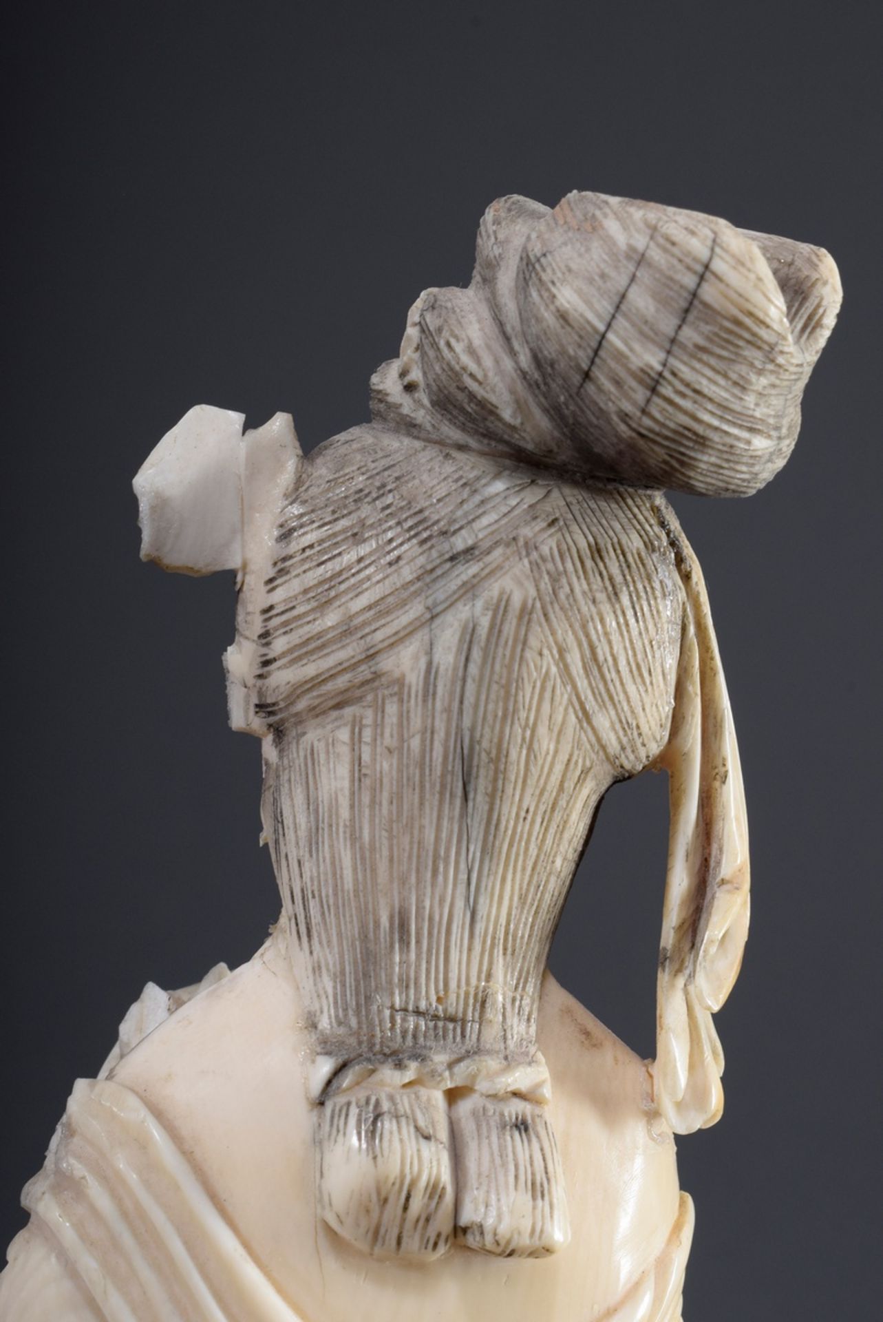 Chinesischen Elfenbein Schnitzerei "Glücksgöttin | Chinese ivory carving "Goddess of Fortune Benten - Bild 8 aus 9