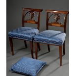 Paar Biedermeier Stühle auf Spitzbeinen mit klas | Pair of Biedermeier chairs on pointed legs with
