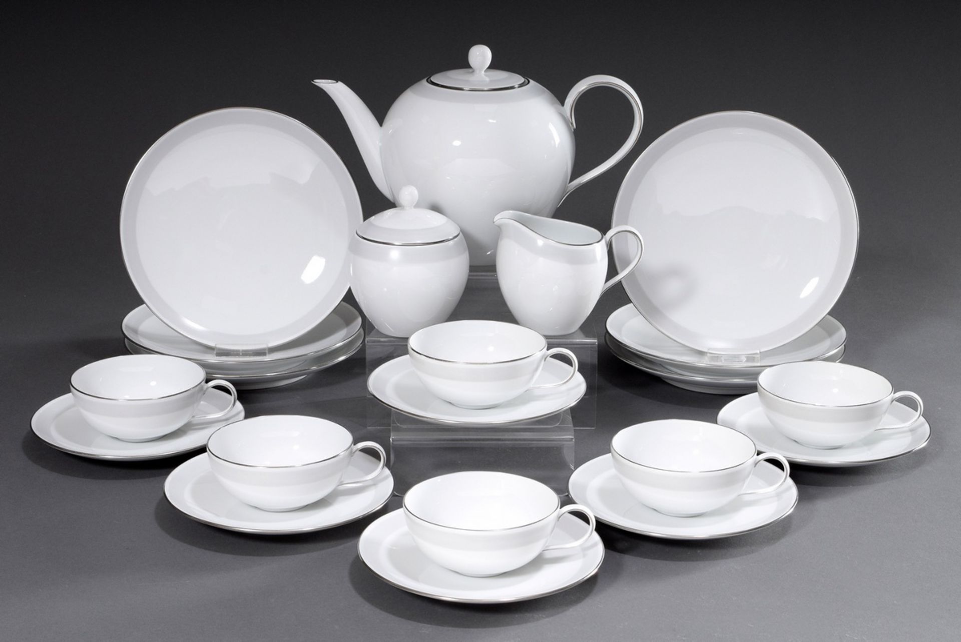 15 Teile KPM Teeservice "Urbino" mit Platinrand, | 15 piece KPM tea service "Urbino" with platinum