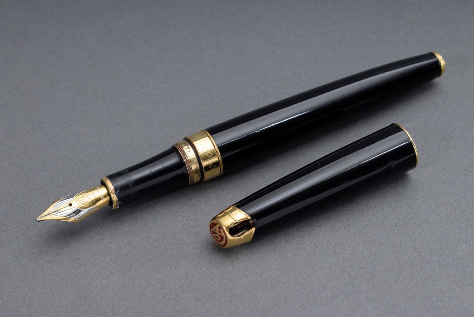 Füllfederhalter "Léman Ebony" von Caran d'Ache/S | Fountain pen "Léman Ebony" by Caran d'Ache/Switz