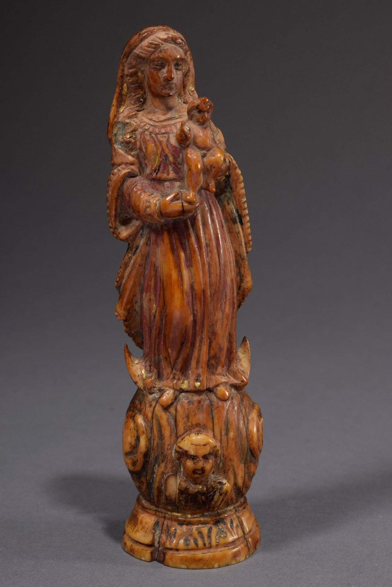 4 Diverse Schnitzereien: "Pieta mit Engel", "Mad | 4 Various carvings: "Pieta with Angel", "Madonna - Image 6 of 14