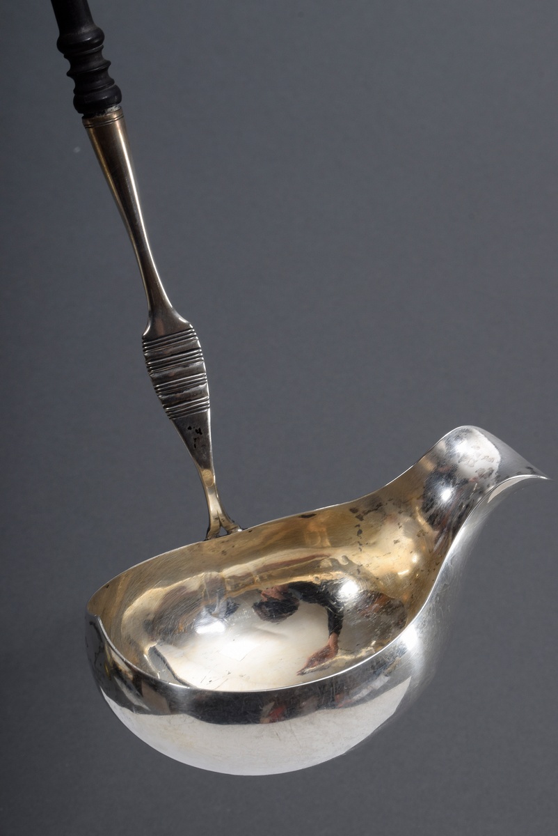 Biedermeier Bowlenkelle mit gedrechseltem Holzgr | Biedermeier bowl ladle with turned wooden handle - Image 2 of 5