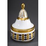 Art Deco Deckeldose mit spitzem Deckel und ornam | Art Deco lidded box with pointed lid and ornamen