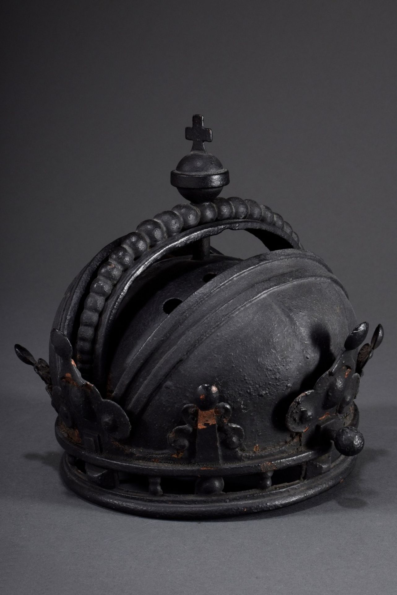 "Österreichische Kaiserkrone" aus geschwärztem Eis | "Austrian Imperial Crown" of blackened iron, h - Image 2 of 4