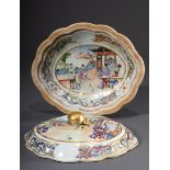Chinesische Porzellan Terrine mit passigem Rand, | A Chinese porcelain tureen with a fitted rim, ri
