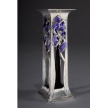 Jugendstil Leuchter mit violett emaillierten pla | Art Nouveau candlestick with violet enamelled "i
