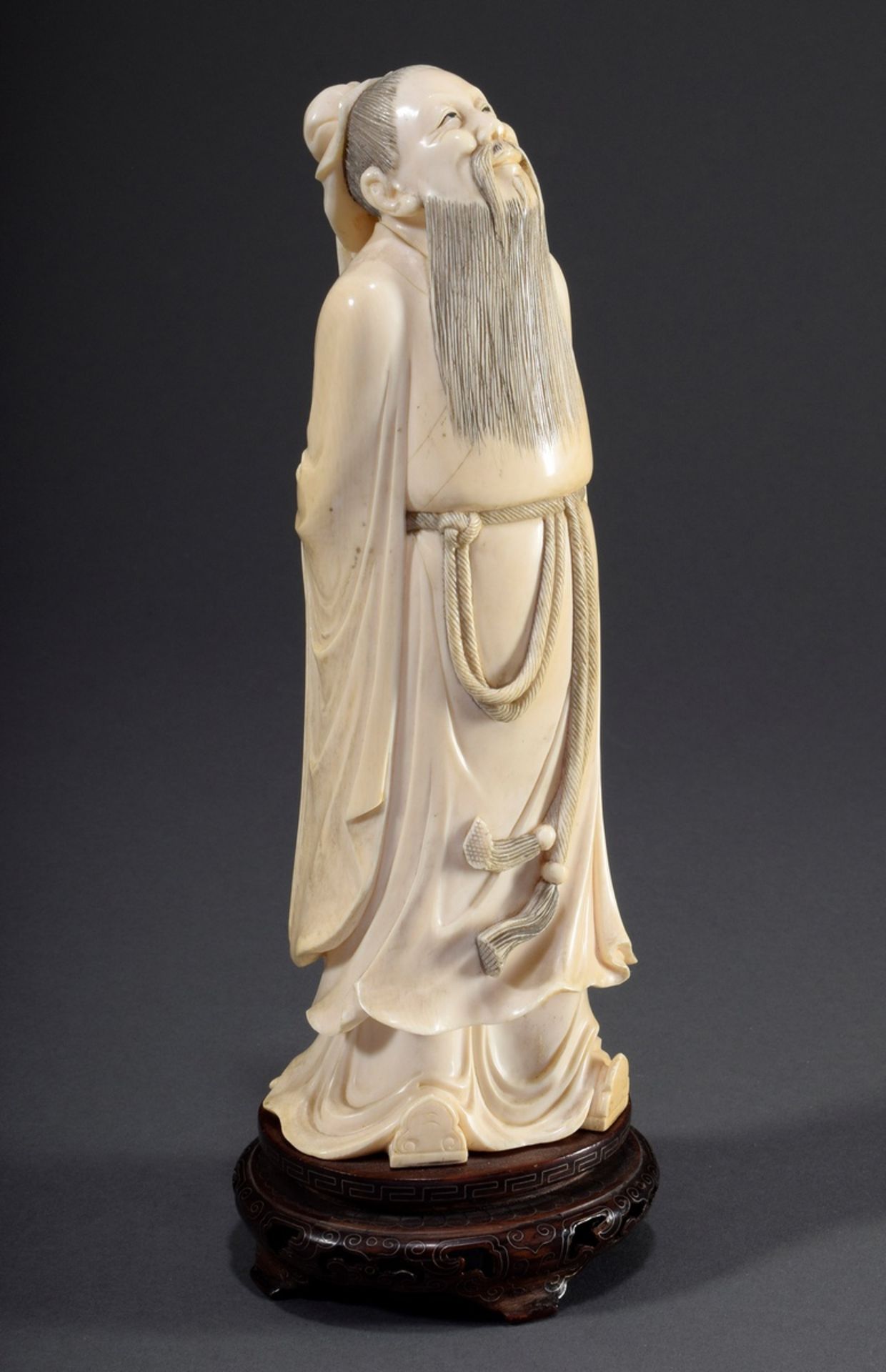 Chinesische Elfenbein Schnitzerei "Konfuzius, de | Chinese ivory carving "Confucius, looking up to