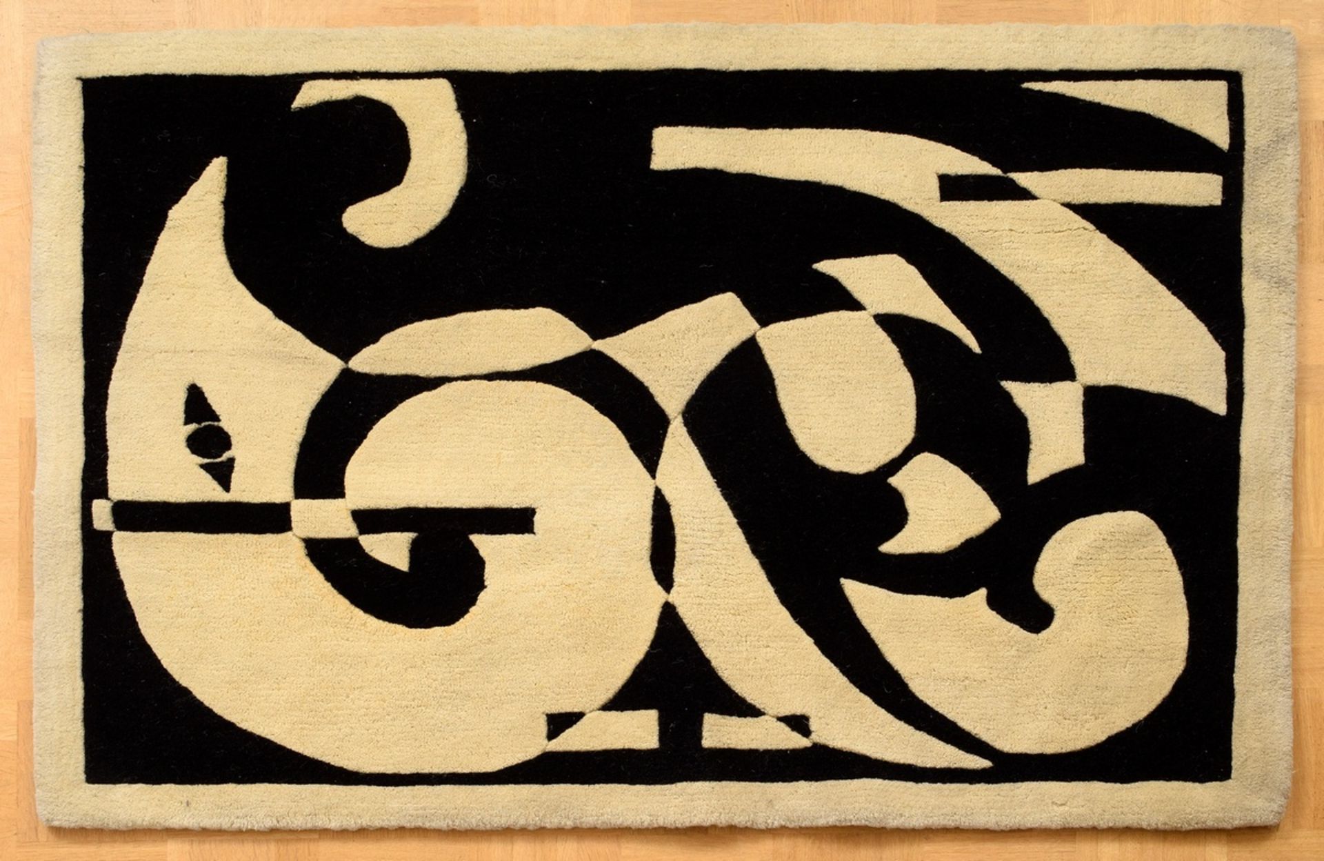 Künstlerteppich, schwarze-weiße Abstraktion, 20. | Artist's carpet, black and white abstraction, 20