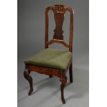 Barock Stuhl auf geschwungenen Beinen und geschn | Baroque chair on curved legs and carved rocaille