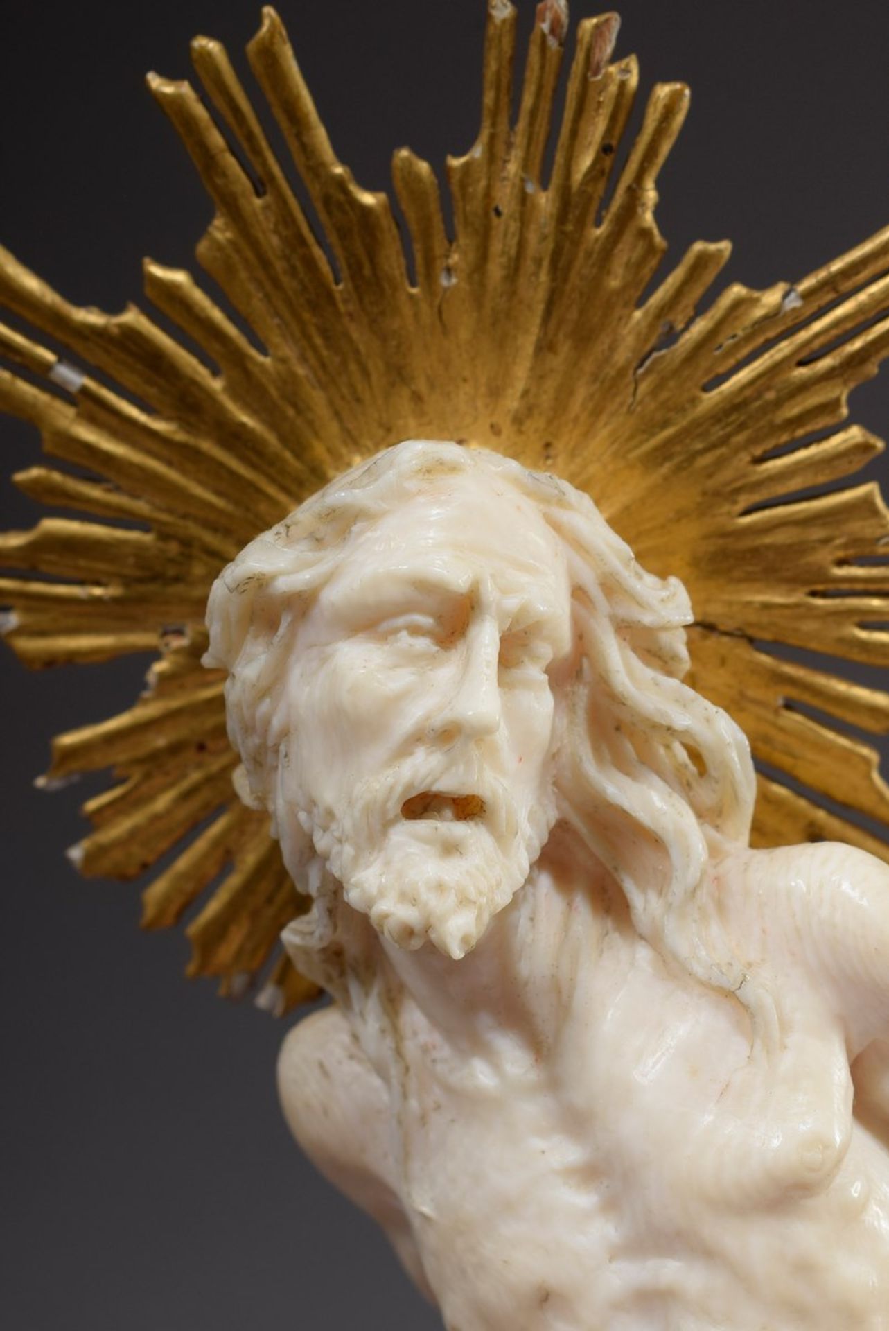 Elfenbeinskulptur „Christus an der Martersäule" | Ivory sculpture "Christ at St. Mary's Column" wi - Bild 4 aus 7