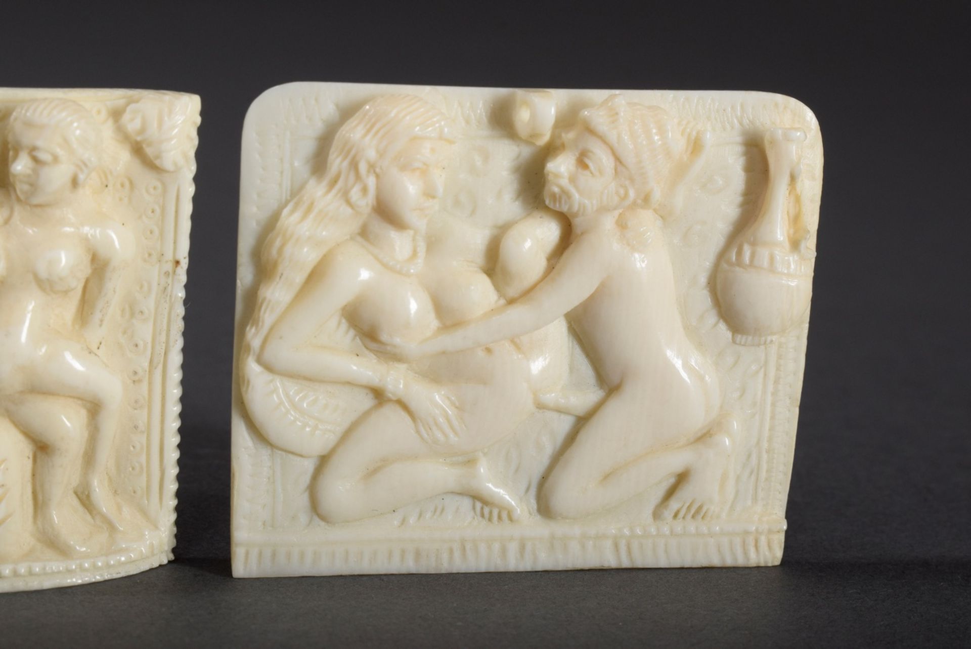 4 Fein geschnitzte Elfenbein Reliefs "Kamasutra Positione | 4 ivory reliefs "Erotic scenes", India - Bild 4 aus 5