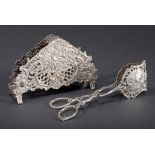 2 Diverse Teile mit reichem Relief: Serviettenha | 2 Various pieces with rich relief: napkin holder