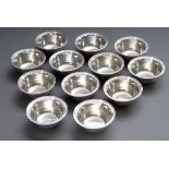 12 Italienische Fingerschalen in schlichter Faço | 12 Italian finger bowls in simple façon, Petruzz