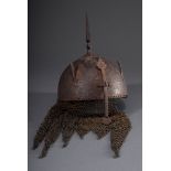 Kulah Khud Helm mit geätzter Dekoration und Kora | Kulah Khud helmet with etched decoration and Kor