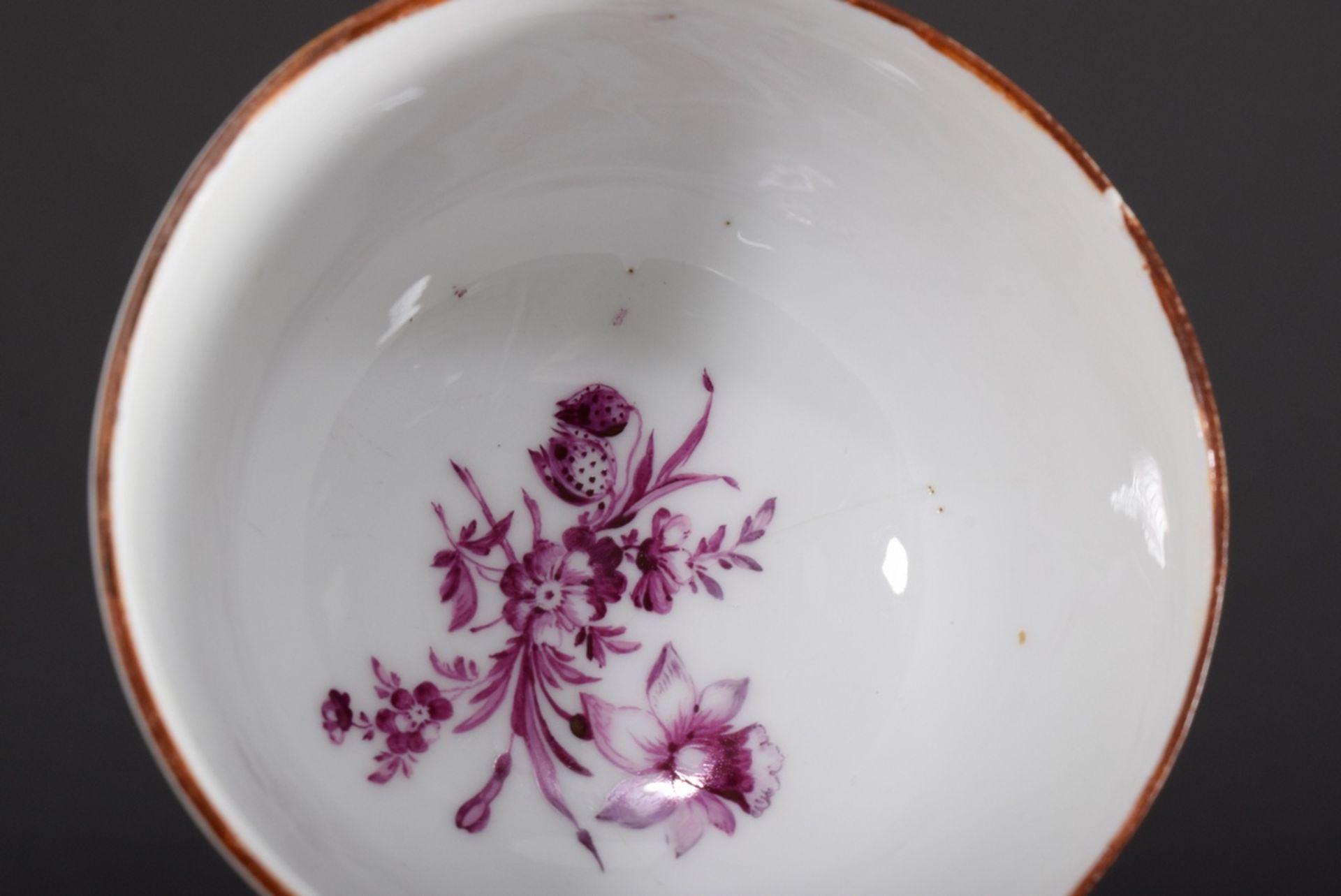 Meissen Tasse/UT mit Purpur Camaieu Malerei "Sch | Meissen cup/bottom with purple camaieu painting - Bild 9 aus 10