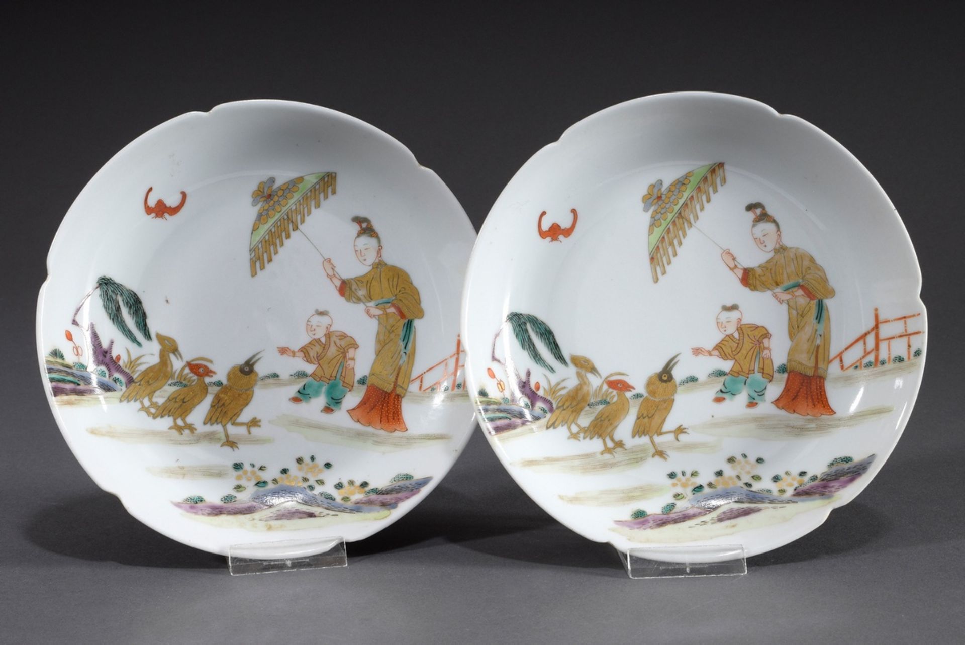 Paar Chine de Command Tellerchen nach Qianlong V | Pair of Chine de Command small plates after Qian