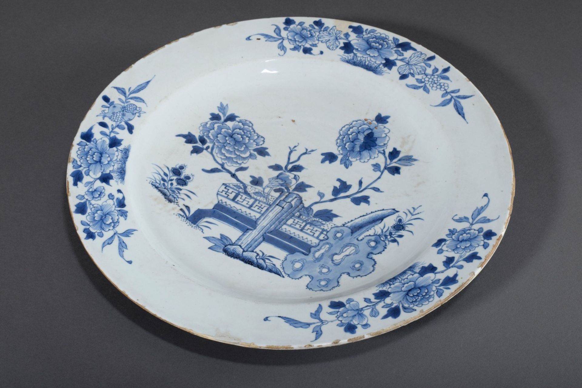 Große Platte mit blau/weißem Dekor "Gartenterras | Large plate with blue/white decoration "Garden t - Image 2 of 8