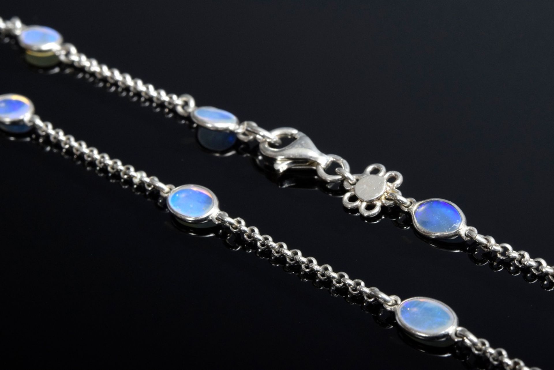 Zarte Silber 925 Kette mit Opal Cabochons, L. | Delicate silver 925 necklace with opal cabochons,