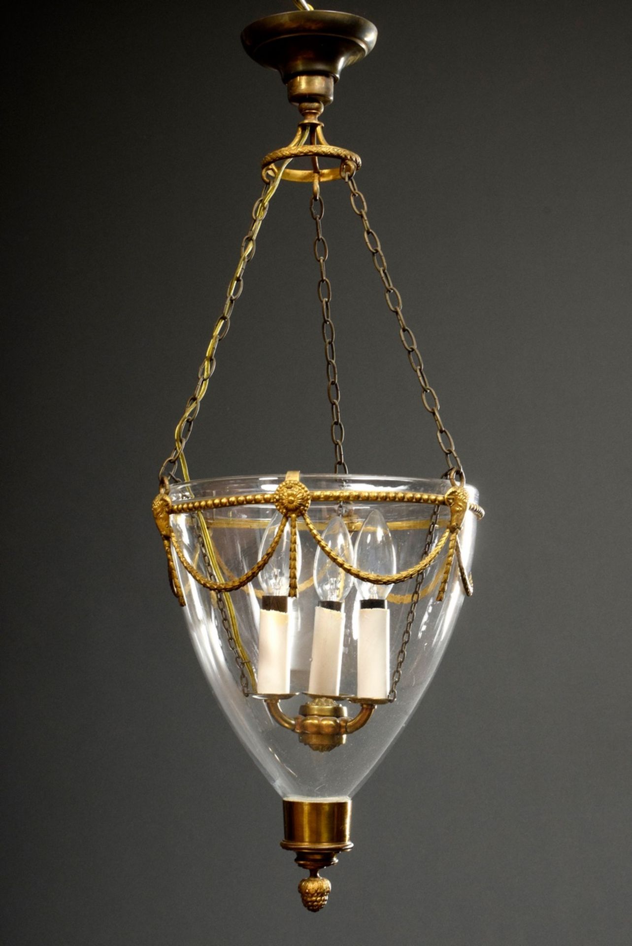 Kleine klassizistische Deckenampel mit feuerverg | Small classicistic ceiling lamp with fire-gilded