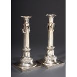 Paar klassizistische Leuchter mit kanneliertem S | Pair of classicistic candlesticks with fluted sh