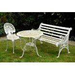 3 Teile Gusseisen Gartenmöbel: Bank mit Holzstre | 3 pieces cast iron garden furniture: bench with
