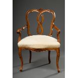 Louis XV Armlehnsessel auf geschwungenen Beinen | Louis XV armchair on curved legs with board back