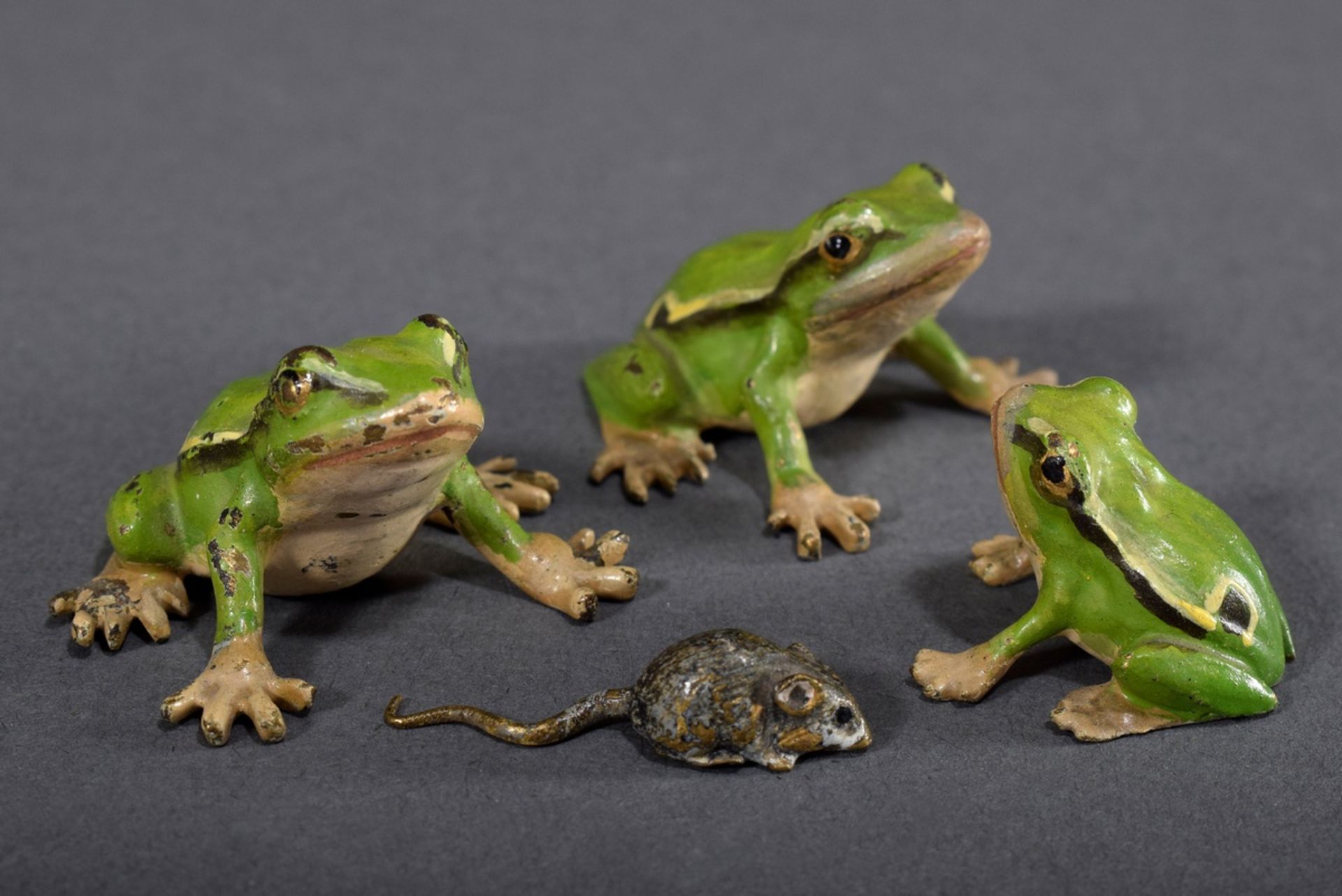 4 Diverse Wiener Bronze Miniaturen "Laubfrösche" | 4 Various Viennese bronze miniatures "tree frogs